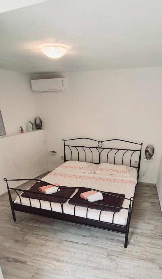 Holiday Home Jakov Bibinje Exterior photo